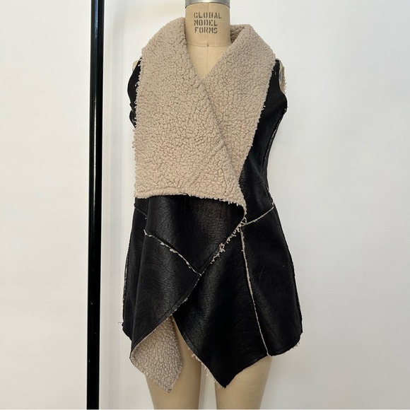 Hot & Delicious Black and Cream Vest - Picture 1 of 7